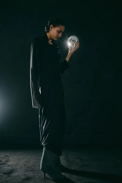Look 16